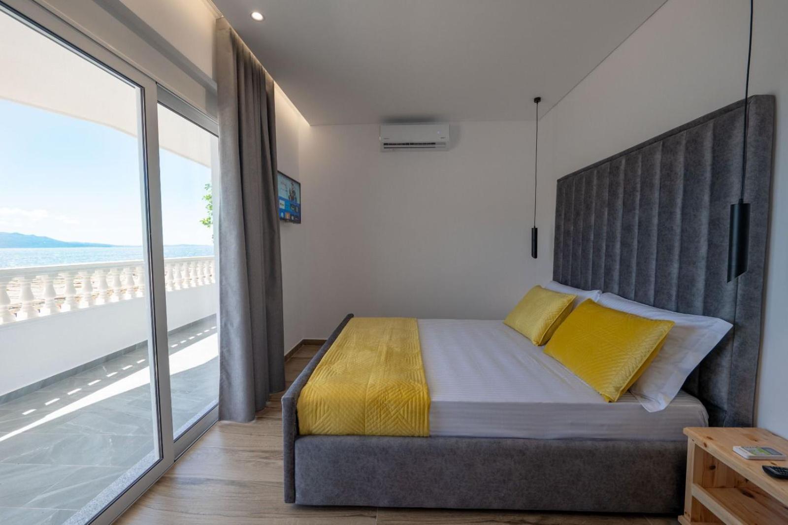 Cako Rooms Saranda Eksteriør billede