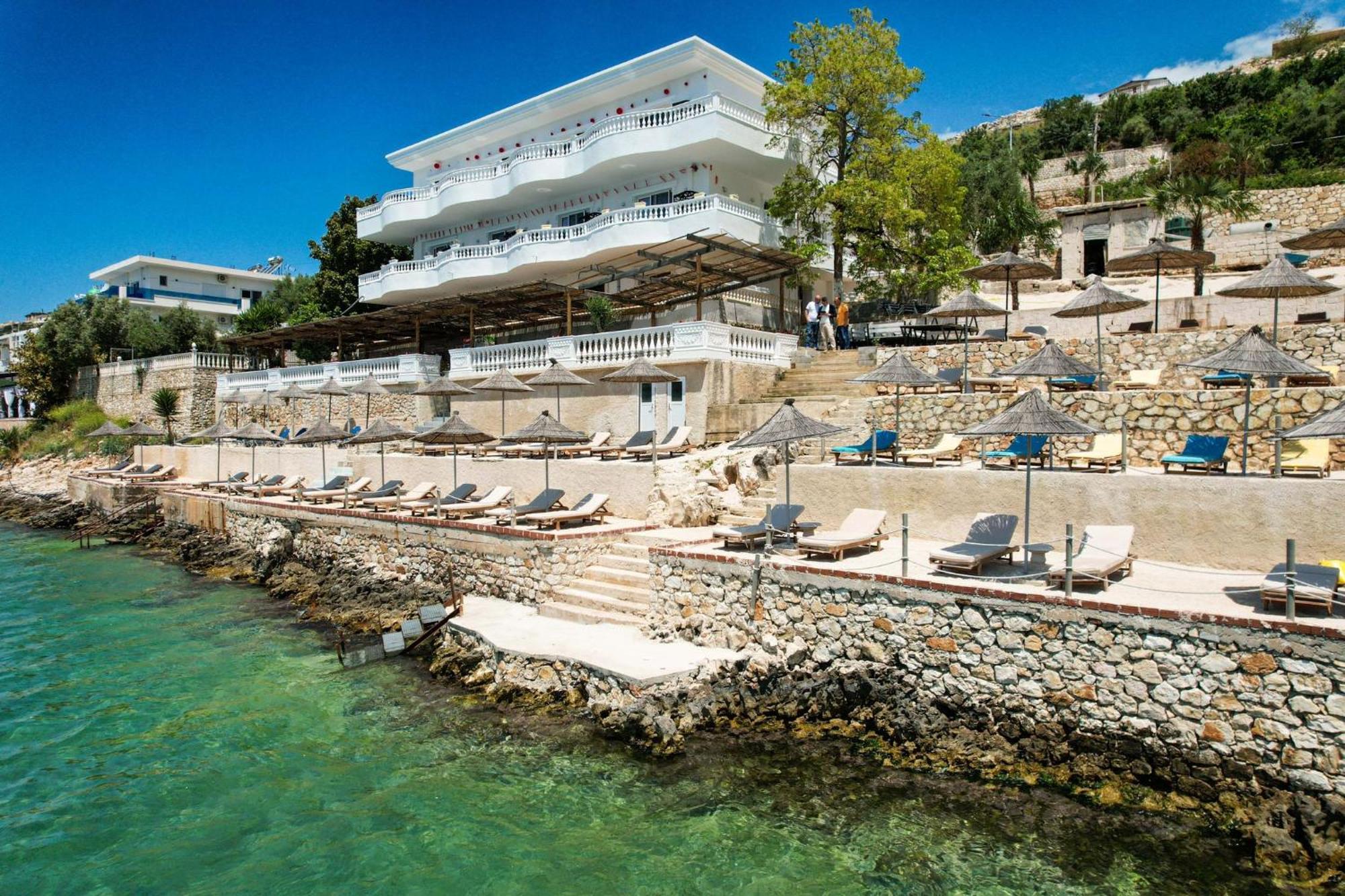 Cako Rooms Saranda Eksteriør billede